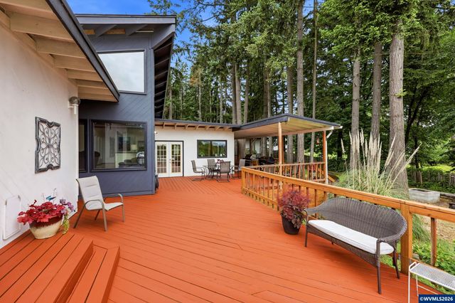 38597 Shady Oak Rd NE, Albany, OR 97322