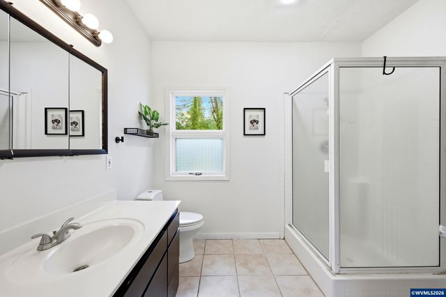 38597 Shady Oak Rd NE, Albany, OR 97322