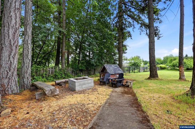 38597 Shady Oak Rd NE, Albany, OR 97322