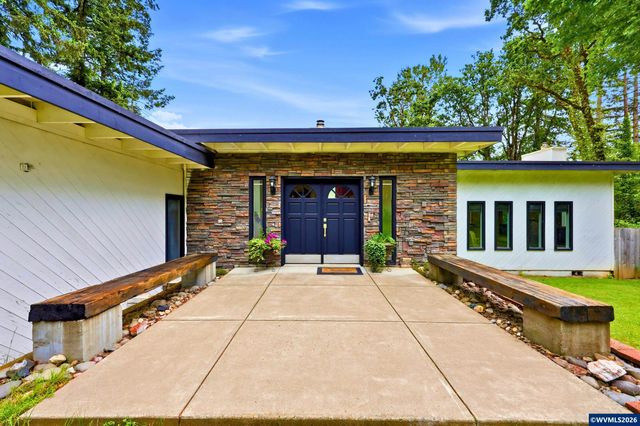 38597 Shady Oak Rd NE, Albany, OR 97322