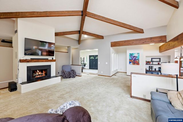 38597 Shady Oak Rd NE, Albany, OR 97322