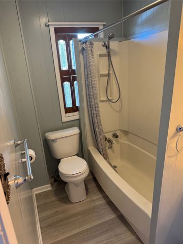 723 W 6th Street S, Newton, IA 50208