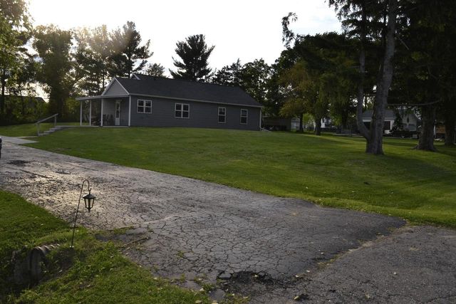 1110 LaGrange Avenue, Tomah, WI 54660