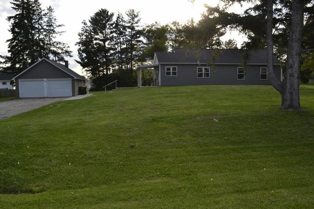 1110 LaGrange Avenue, Tomah, WI 54660