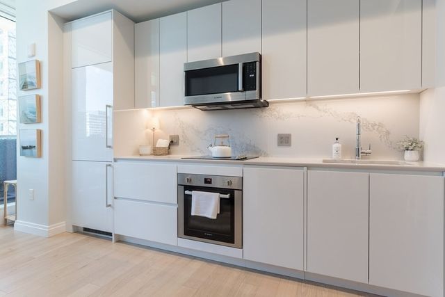 133 Seaport Boulevard 502, Boston, MA 02210