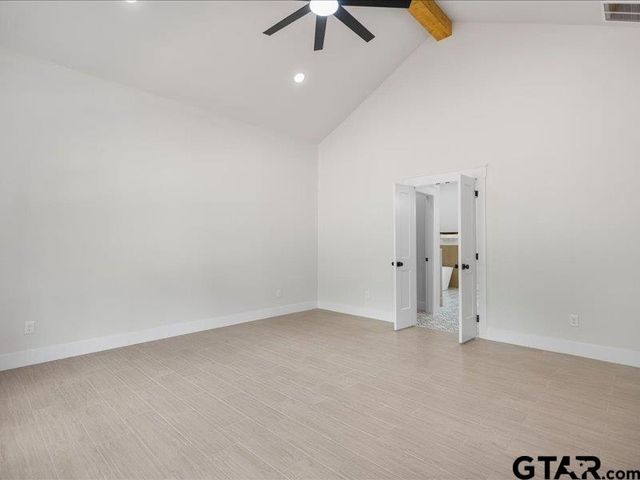 18171 W Lakeview Dr, Troup, TX 75789