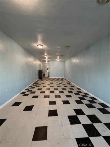 7815 S Western, Los Angeles, CA 90047