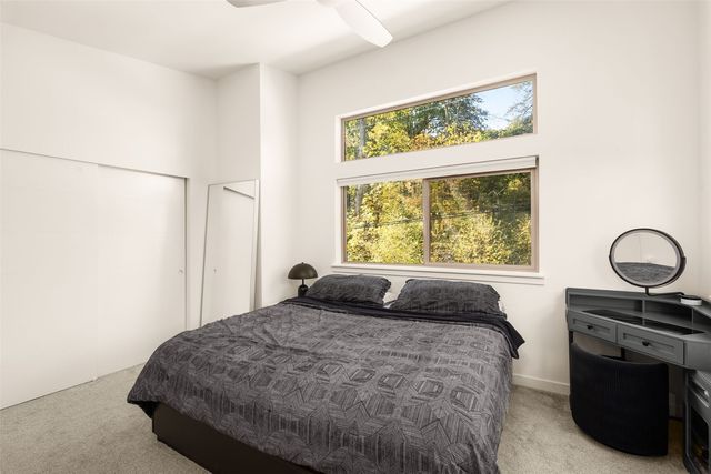 8704 42nd Avenue S, Seattle, WA 98118
