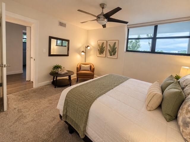 4800 BAYVIEW Drive 306, Fort Lauderdale, FL 33308