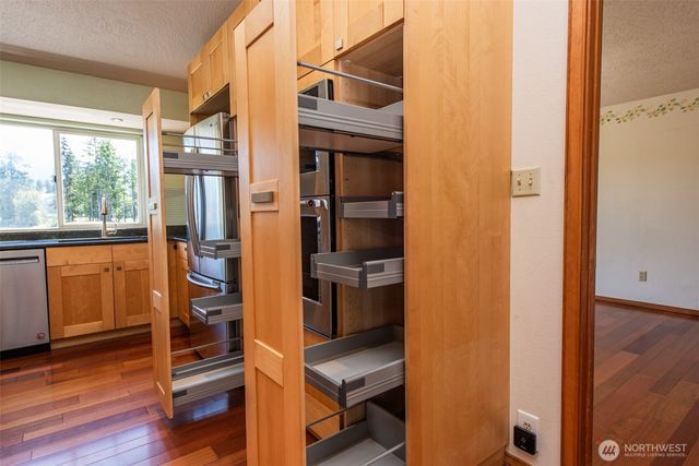 1419 S Pacific Vista, Port Angeles, WA 98363