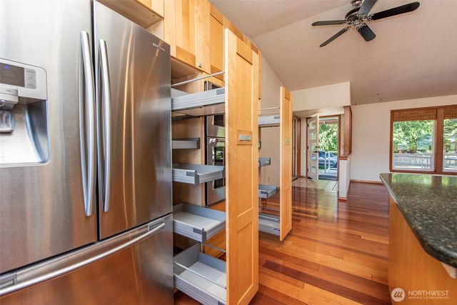 1419 S Pacific Vista, Port Angeles, WA 98363
