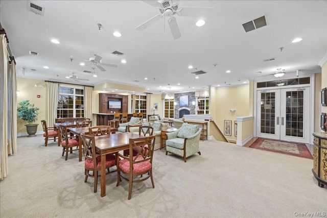 1707 Hawthorn Way, New Windsor, NY 12553