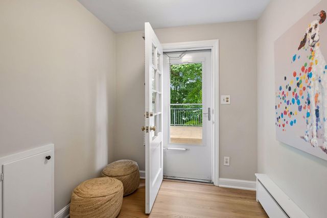 4808 Woodhill Way, Edina, MN 55424