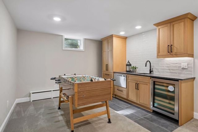 4808 Woodhill Way, Edina, MN 55424
