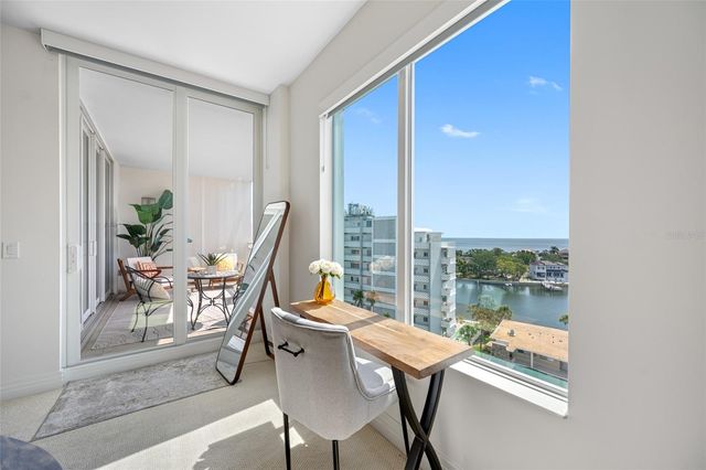 1325 SNELL ISLE BOULEVARD NE 810, St Petersburg, FL 33704