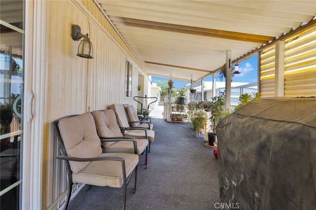 22325 US Highway 18 79, Apple Valley, CA 92307