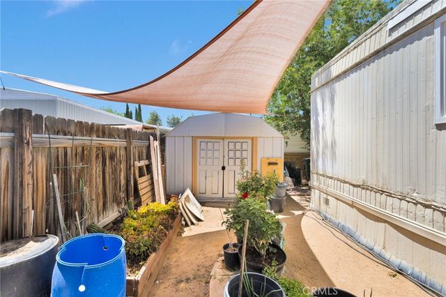 22325 US Highway 18 79, Apple Valley, CA 92307