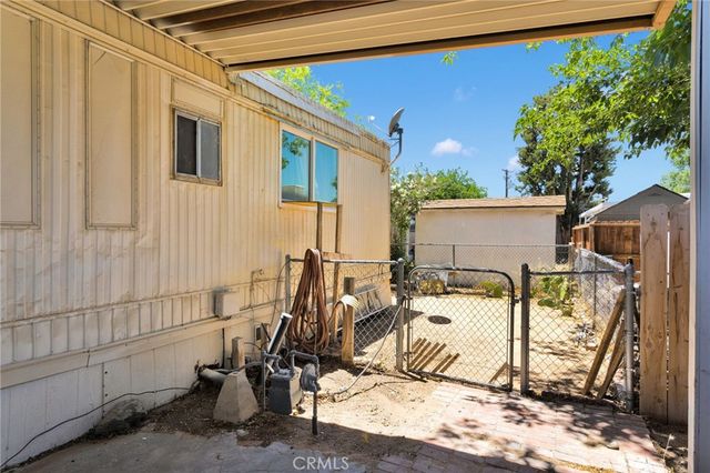 22325 US Highway 18 79, Apple Valley, CA 92307