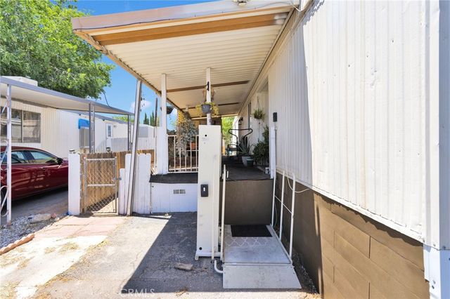 22325 US Highway 18 79, Apple Valley, CA 92307