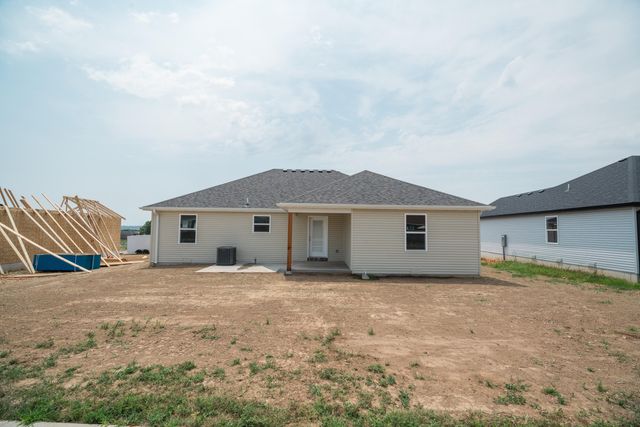 1217 E Macon Street, Republic, MO 65738