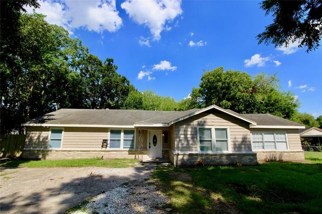 1709 Miami Road, Pasadena, TX 77502