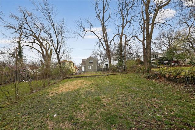 6315 S Benton Avenue, Kansas City, MO 64132