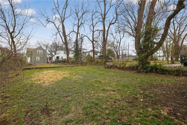 6315 S Benton Avenue, Kansas City, MO 64132