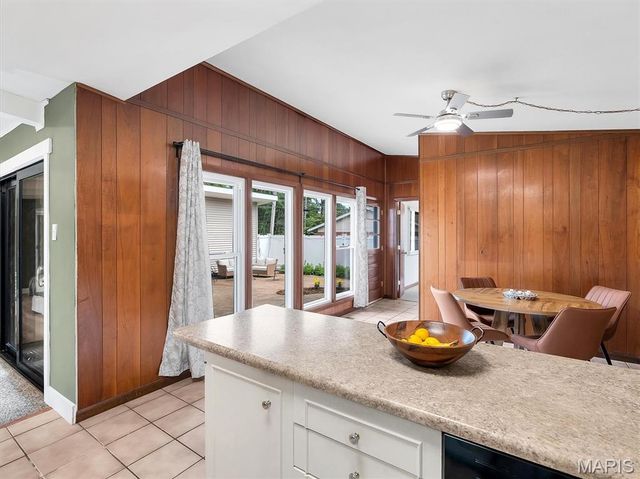 22 La Gorce Drive, Chesterfield, MO 63017