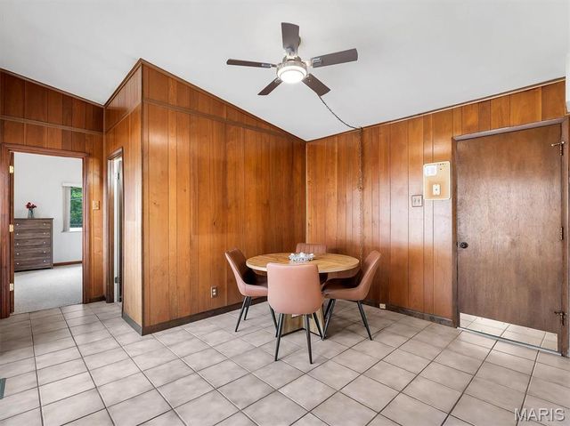 22 La Gorce Drive, Chesterfield, MO 63017