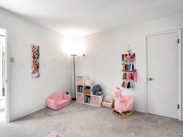 22 La Gorce Drive, Chesterfield, MO 63017
