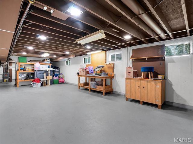 22 La Gorce Drive, Chesterfield, MO 63017