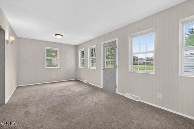 12 Winifred Drive, Colonie, NY 12205