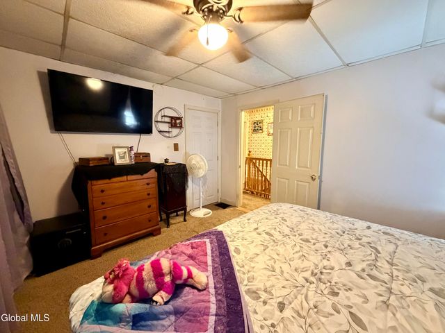 11 Court Street, Johnstown, NY 12095