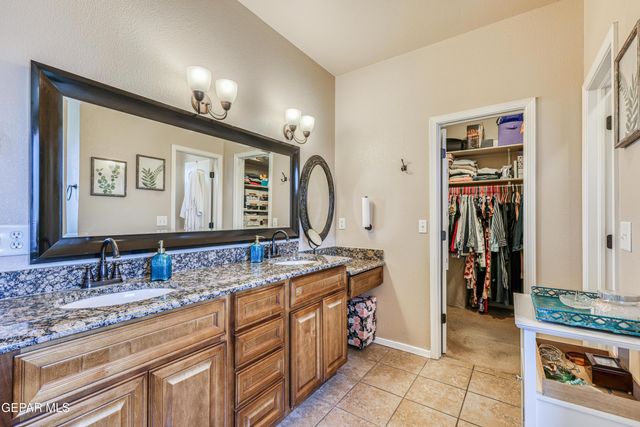12230 COSTA BRAVA Place, El Paso, TX 79938