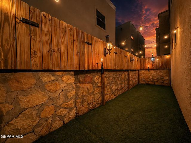 12230 COSTA BRAVA Place, El Paso, TX 79938