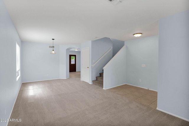 2521 W RED FOX Road, Phoenix, AZ 85085