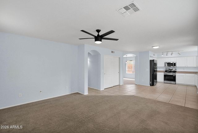 2521 W RED FOX Road, Phoenix, AZ 85085