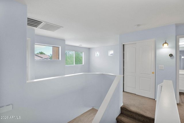 2521 W RED FOX Road, Phoenix, AZ 85085