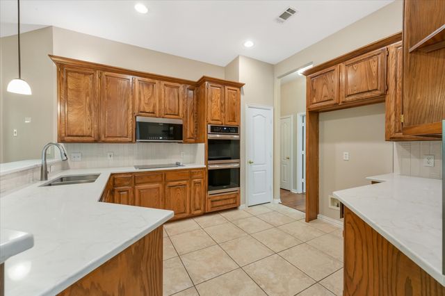 2817 Naples Drive, Hurst, TX 76054