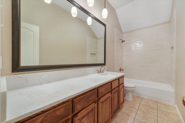 2817 Naples Drive, Hurst, TX 76054
