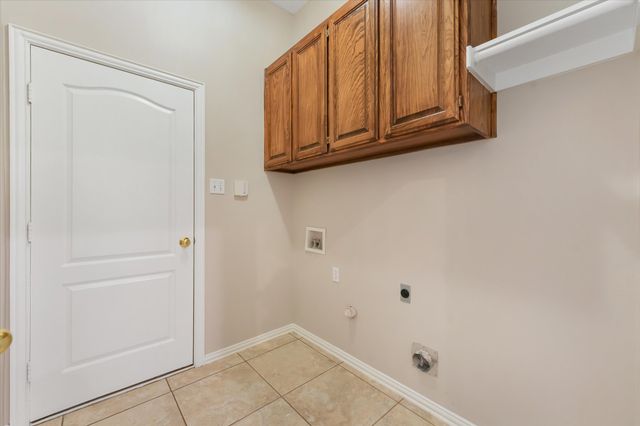 2817 Naples Drive, Hurst, TX 76054