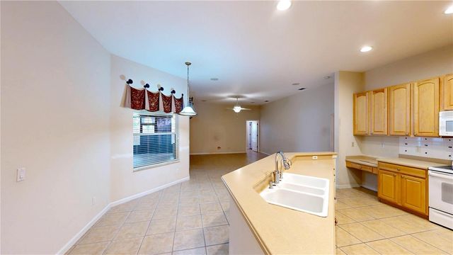 529 BELHAVEN FALLS DRIVE, Ocoee, FL 34761
