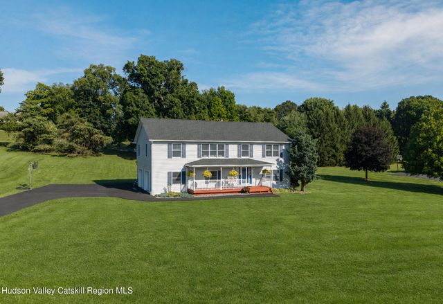 3 Mill Pond Road, Marlboro, NY 12542