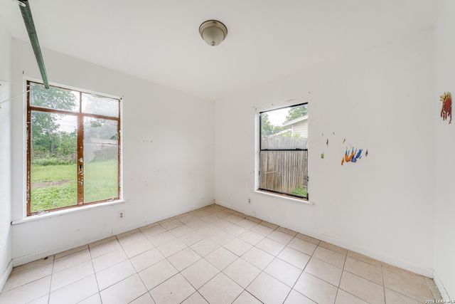 853 HOLMGREEN RD, San Antonio, TX 78220