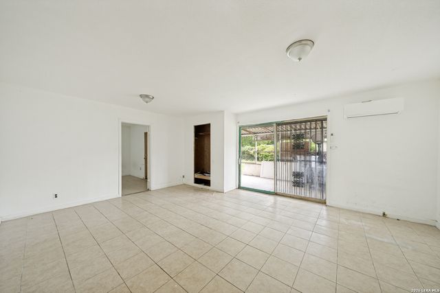 853 HOLMGREEN RD, San Antonio, TX 78220