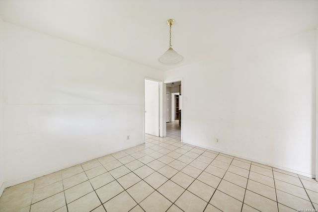 853 HOLMGREEN RD, San Antonio, TX 78220