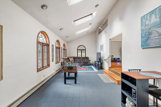 250 Shrewsbury Street, Holden, MA 01520