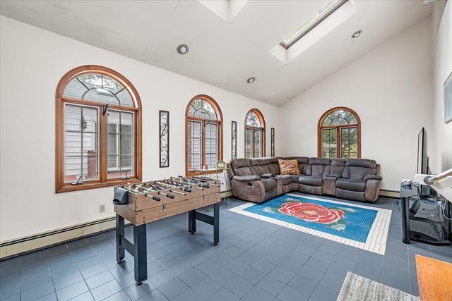 250 Shrewsbury Street, Holden, MA 01520