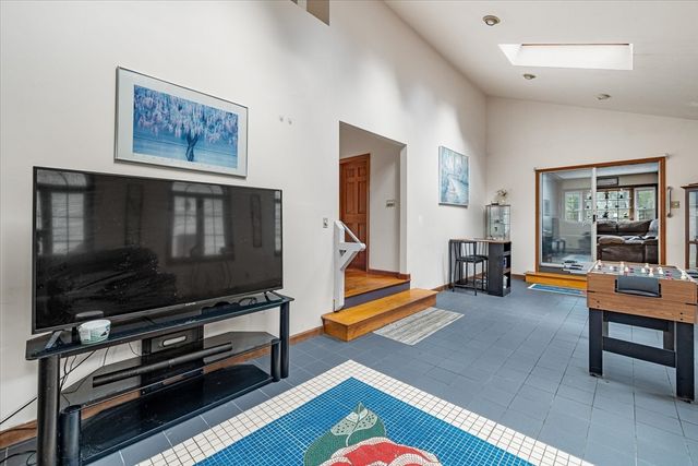 250 Shrewsbury Street, Holden, MA 01520