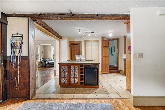 250 Shrewsbury Street, Holden, MA 01520